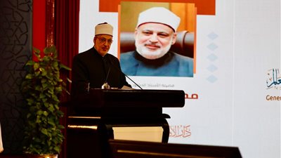 وكيل الأزهر: العالم يمر بأزمات يَندى لها جَبين البشرية ومنطقتنا العربية تعرضت لكوارث متلاحقة 