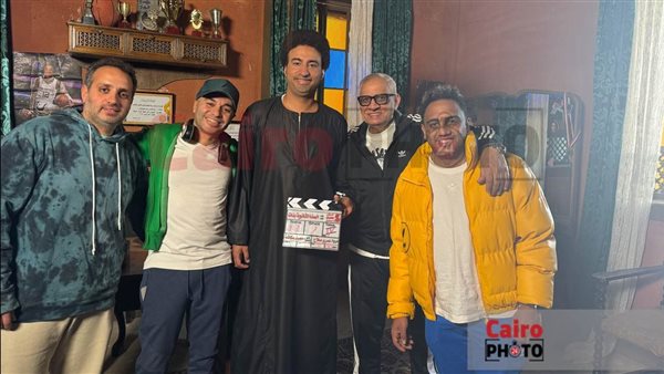 علي ربيع خلال كواليس