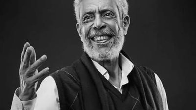 أحمد مجاهد رئيس الهيئة العامة للكتاب الأسبق ينشر قصيدة كتبها نبيل الحلفاوي منذ 37 عامًا: الراحل نعى نفسه