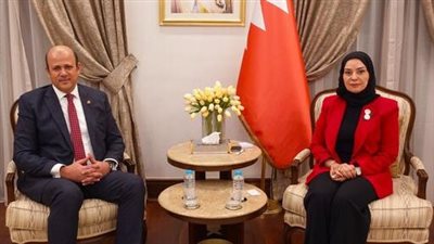 أمين رئاسة الجمهورية يهنئ سفيرة مملكة البحرين في القاهرة بالعيد الوطني 