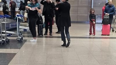 جروس يصل إلى مطار القاهرة استعدادًا لتولي تدريب الزمالك 