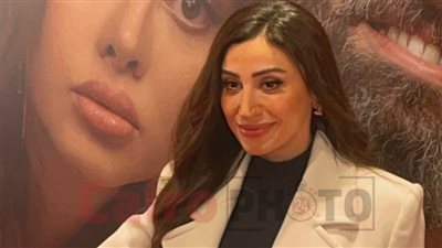 دينا الشربيني ومحمد الكيلاني والراقصة جوهرة يتألقون في العرض الخاص لـ فيلم الهنا اللي أنا فيه