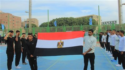 بتشكيلات مميزة.. طلاب جامعة سوهاج يبدعون في العروض الرياضية | صور