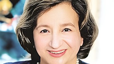 مهرجان الأفضل يكرم سناء البيسي بجائزة إنجاز العمر