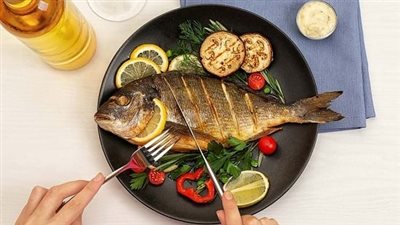 أبرزها الماكريل والرنجة..7 أنواع من الأسماك تساعدك على خسارة الوزن