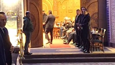 بحضور أشرف زكي ويسرا.. بدء عزاء نبيل الحلفاوي في مسجد الشرطة بالشيخ زايد| بث مباشر