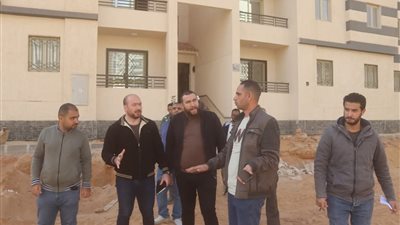 الإسكان تتابع أعمال تنفيذ مشروعات سكن لكل المصريين بالعاشر من رمضان