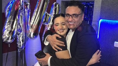 ابنة الملحن محمد رحيم عن تقديمها ديو مع تامر حسني في حفل تكريم والدها: أُهدي الأغنية لبابا.. وبقوله وحشتني