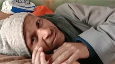 استغاثة أسرة من عدم قدرتها لتوفير علاج نجلها مريض السرطان بسوهاج: علاجه بـ4 آلاف جنيه شهريًا| بث مباشر 