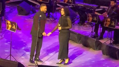 تامر حسني يحقق أمنية محمد رحيم في حفل تكريمه بدار الأوبرا