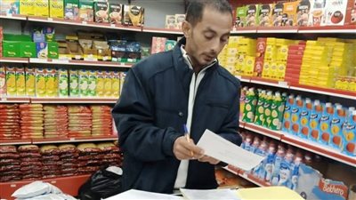 لضبط الأسعار.. حملة تفتيشية على المحلات ومعارض الأحزاب بالغردقة