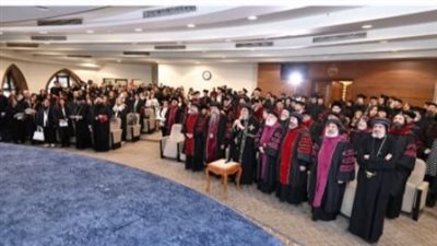 بحضور البابا تواضروس.. المقر الباباوي بالقاهرة يحتضن حفل تخريج أولى دفعات جامعة هولي صوفيا