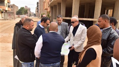 محافظ الأقصر يتابع فتح شوارع جديدة بحوض 18 وإعادة تخطيط المنطقة│ صور