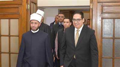 جامعة القاهرة تشارك مؤسسة حياة كريمة احتفالها باليوم الدولي للتضامن الإنساني 