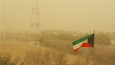 الكويت.. ارتفاع ملحوظ في درجات الحرارة مع رياح مثيرة للغبار