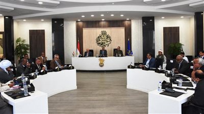 محافظ أسوان: تحقيق المزيد من التكاتف لتكون المحافظة واجهة مشرفة أمام أهلها وضيوفها