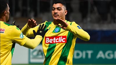 مفاجأة.. مصطفى محمد يوافق على الانضمام إلى نيوم السعودي