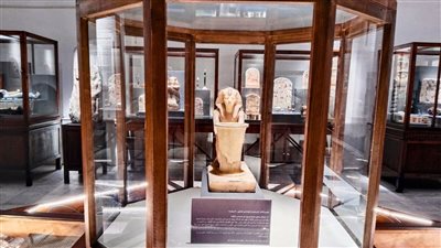 المتحف المصري بالتحرير يعلن عن عرض تمثال صغير لـ الملكة حتشبسوت من مادة الألباستر | صور 