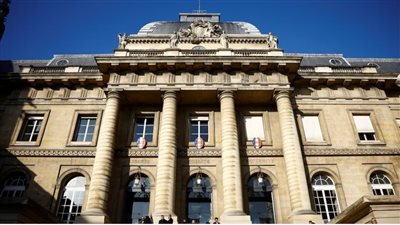 لمدة تصل لـ 16 سنة.. الحكم على 8 أشخاص بتهمة قتل المدرس الفرنسي صاحب الرسوم المسيئة للنبي