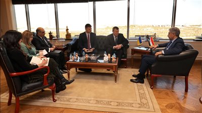 وزير السياحة يبحث مع سفير أوكرانيا بالقاهرة زيادة أعداد السائحين الوافدين إلى مصر 