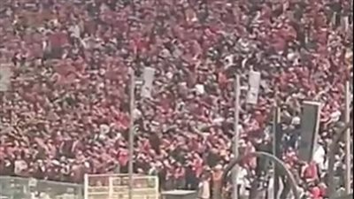 مشجعو الأهلي يحتفلون بالفوز على بلوزداد الجزائري بنتيجة 6-1 | بث مباشر