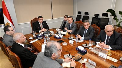 وزير الإسكان يوجه بحصر الوحدات السكنية وقطع الأراضي الشاغرة بجميع المدن الجديدة ووضع خطة لطرحها
