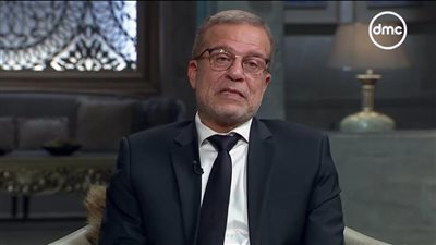 كلمات مؤثرة من شريف منير لزوج ابنته أسما خلال عقد قرانهما: أهم حاجة أنك تحتويها 