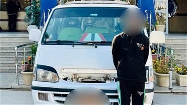 المتهم والسيارة المضبوطة