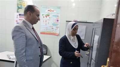 صحة القاهرة تنتقد مؤشرات الأداء الخاصة بالمبادرات الرئاسية بمركز طبي باب الشعرية