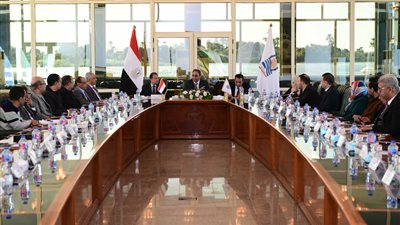 محافظ قنا: خطط جديدة لتعزيز الخدمات الصحية بالتنسيق مع مستشفيات جامعة جنوب الوادي