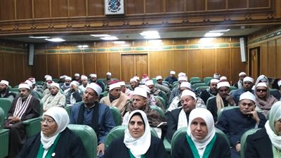 بحضور وكيل الأوقاف.. المركز الإعلامي بسوهاج يناقش دور الأئمة في مواجهة خطورة الشائعات| صور