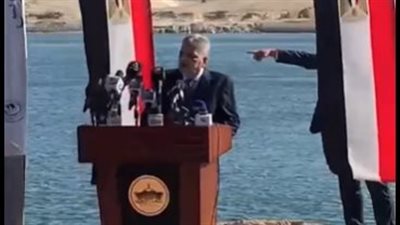 رئيس قناة السويس بعد افتتاح كوبريين عائمين بالقطاع الأوسط لقناة السويس: الرحلات كانت تنتظر أسبوعا للعبور| بث مباشر