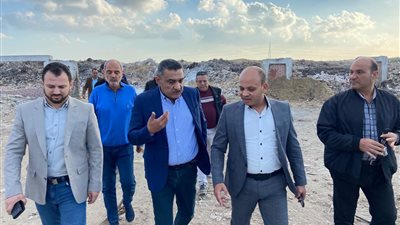 مسؤولو الإسكان يتابعون سير العمل بمشروعات مدينة دمياط الجديدة