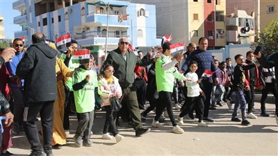 مسيرة تجوب ميادين الوادي الجديد احتفالا باليوم العالمي لذوي الهمم|صور