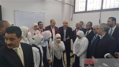 وزيرا التعليم والعمل يجريان زيارة لـ قنا.. ويتفقدان مركز قفط للتدريب المهني بالمحافظة