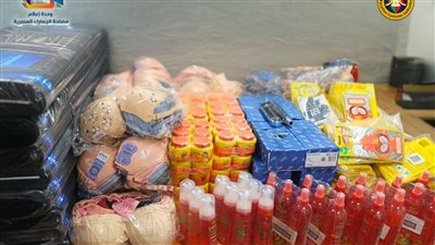 ضبط 3 محاولات تهريب أقمشة منشأ إيطالي بمخابئ سرية في شاحنات بالسلوم