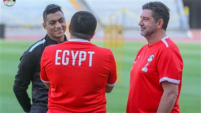 بطلب من فيتوريا.. مصطفى محمد على رادار باناثينايكوس اليوناني