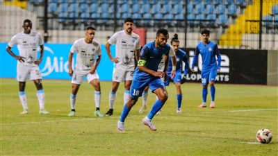 سموحة يوقف مستحقات لاعبيه.. ويغرم كل لاعب 50 ألف بعد الخسارة أمام المحلة