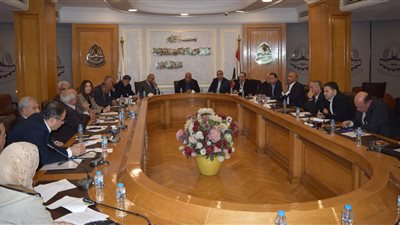 غرفة القاهرة التجارية: 2025 عام الصناعة والاستثمار بعد الجهود الحكومية