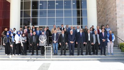 وزير التعليم العالي: الدولة حريصة على المساندة المُستمرة للجامعات.. ونولي اهتمامًا كبيرًا بالمستشفيات