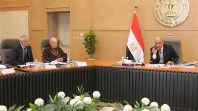 القابضة للكهرباء: 18.7 مليار جنيه استثمارات عام 2023-24.. وزيادة الطاقة المولدة 6%