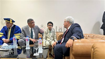 رئيس مدينة زويل: إمكانية قبول الطلاب بأعمار صغيرة داخل الجامعة بشرط 