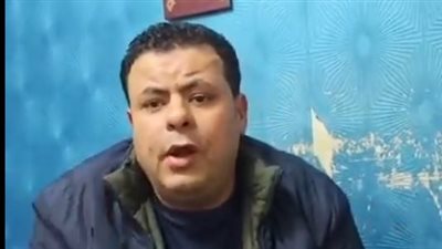 والد طالب معتدى عليه في مشاجرة طلاب الجامعة الروسية: ابني كان بيفض المشاجرة وضربوه بشومة |فيديو