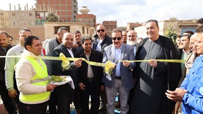 محافظ المنوفية يفتتح محطة صرف صحي قرية جزي باستثمارات 98 مليون جنيه