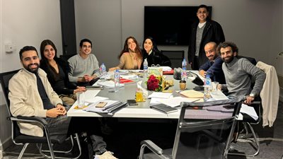 تحضيرات مكثفة من فريق عمل مسلسل شباب امرأة استعدادًا لعرضه في رمضان 2025