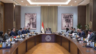 الحكومة: المؤشرات الدورية تؤكد تحسن النشاط الاقتصادي.. و3.5 % معدل نمو الناتج المحلي 