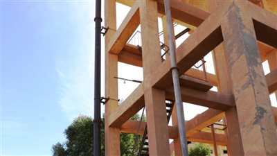 محافظ أسوان: بدء ضخ المياه إلى مناطق طريق السادات ووصول المياه إلى أغلب الأماكن