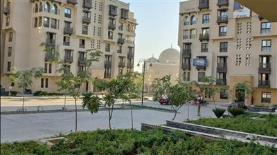 وزير الإسكان: جارٍ إعداد تصميمات المرحلة الثانية من مشروع تطوير منطقة سور مجري العيون