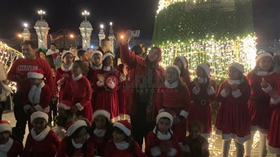 أجواء مبهجة واستعدادات أمنية مكثفة.. كيف احتفلت محافظة بورسعيد بالكريسماس؟