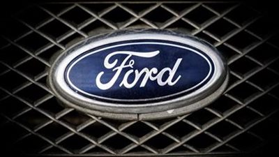 فورد تستدعي قرابة 175 ألف سيارة بسبب عيب في فتحة السقف
